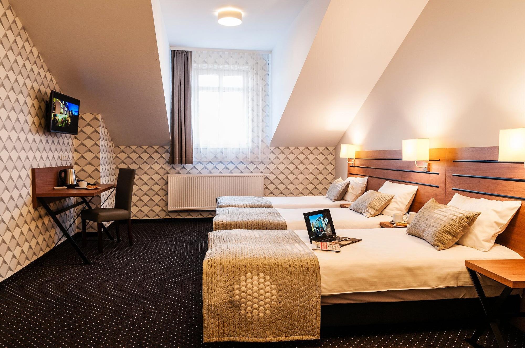 Hotel Wilga Красков Екстериор снимка