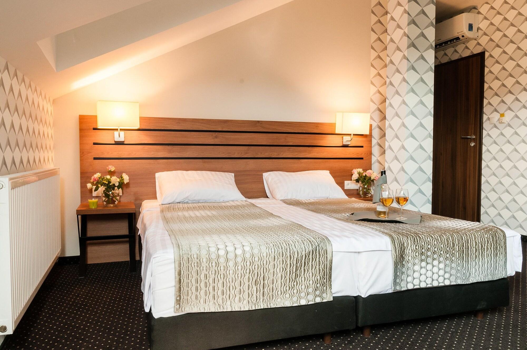 Hotel Wilga Красков Екстериор снимка