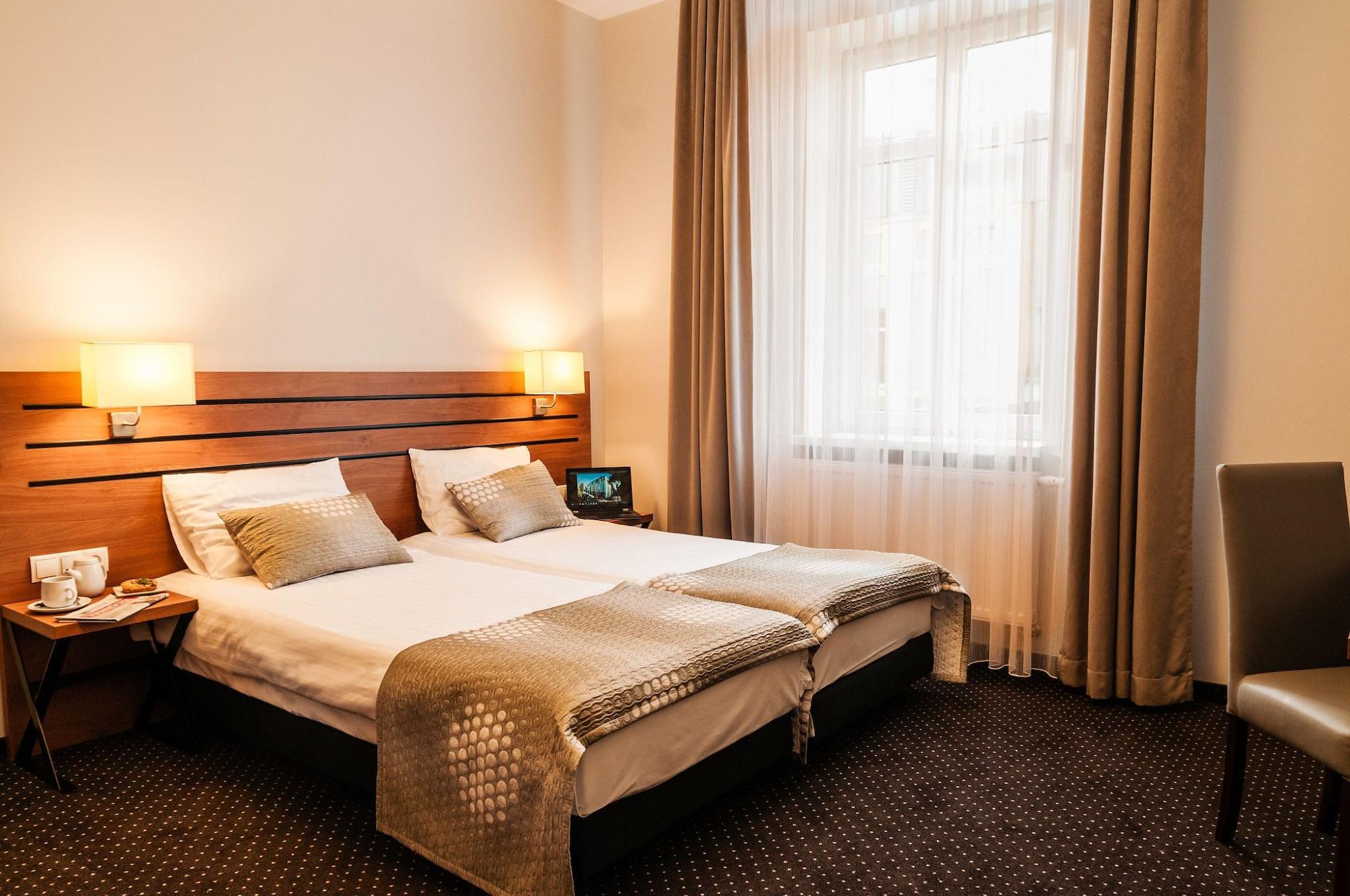Hotel Wilga Красков Екстериор снимка