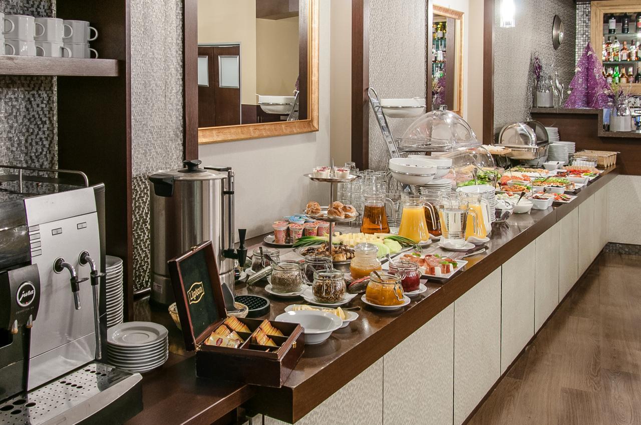 Hotel Wilga Красков Екстериор снимка