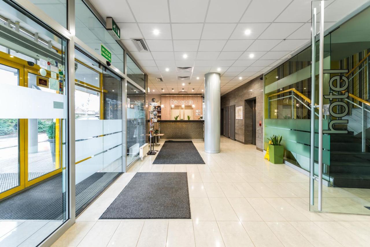 Hotel Wilga Красков Екстериор снимка